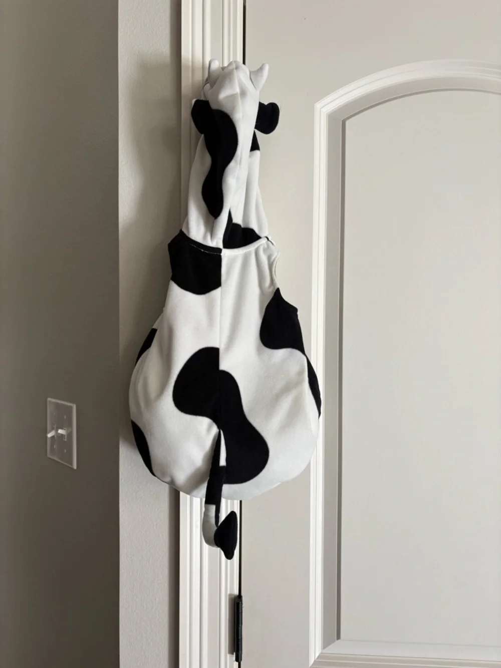 Carter’s cow costume 3-6 months Zip up hooded body only GUC - Picture 6 of 8